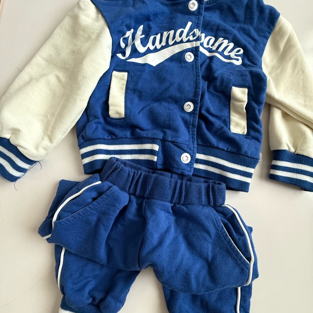 Source Unknown Blue and Cream Kids Matching Set